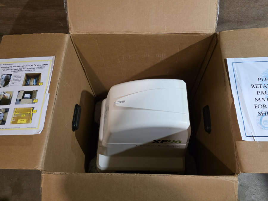 Seahorse Bioscience XF96 Extracellular Flux Analyzer w/ Monitor; SN:201475/201317, photo 5 of 22