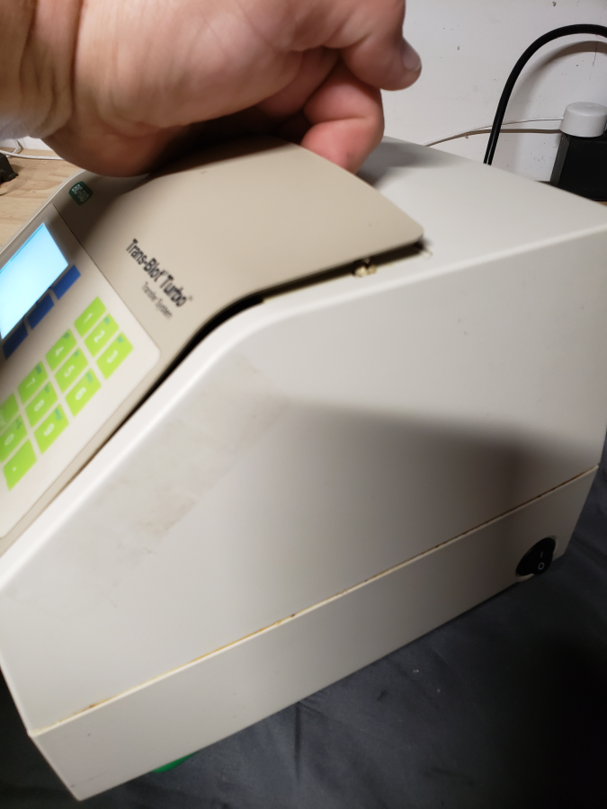 Bio-Rad Trans-Blot Turbo Transfer System SN# 690BR011644, photo 5 of 6