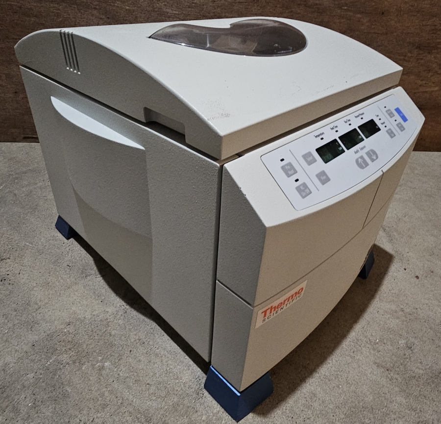 Thermo Savant SPD121P-115 SpeedVac, Year 2009, Serial Number W18U-425781-WU	, photo 5 of 10
