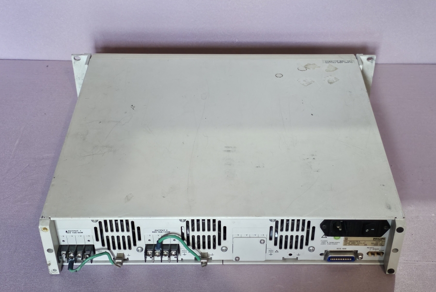 Fluke Philips PM-2812 60 V 10 A Dual Output Programmable Power Supply, photo 8 of 16
