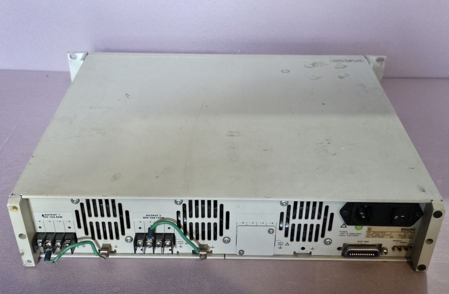 Fluke Philips PM-2812 60 V 10 A Dual Output Programmable Power Supply, photo 9 of 16