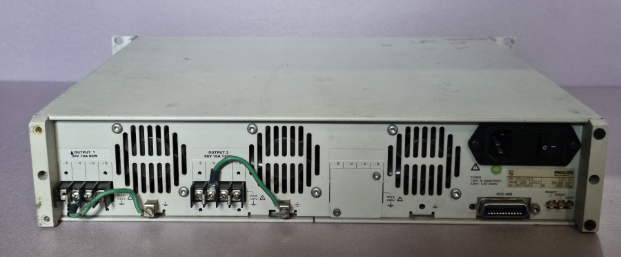 Fluke Philips PM-2812 60 V 10 A Dual Output Programmable Power Supply, photo 10 of 16