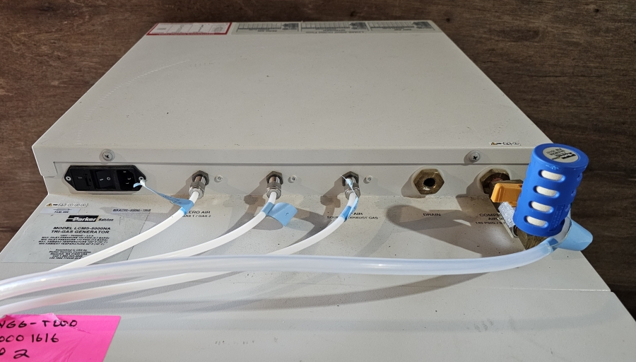 Parker Balston LCMS-5000NA Gas Generator; SN:1393B/84B	, photo 6 of 6