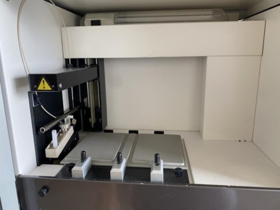GE Healthcare Biacore 3000 SPR Surface Plasmon Resonance BR-1100-45; SN:33-4213-3138, photo 3 of 9
