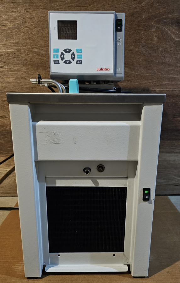 Julabo F32 HE Refrigerated/Heating Water Bath Chiller; SN:10076935/00176191, photo 2 of 29