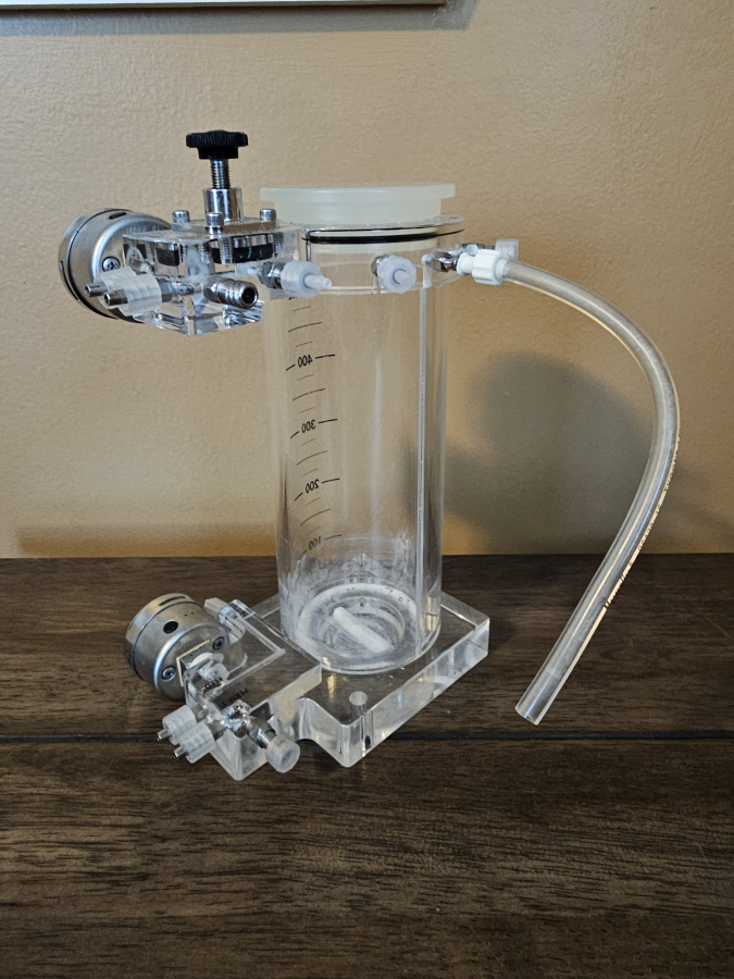 Millipore Sigma XX42RES01 500 mL Acrylic Labscale TFF System Reservoir , photo 8 of 12