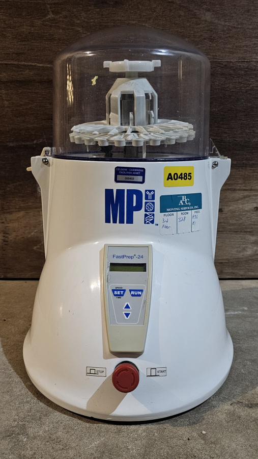MP Biomedicals FastPrep-24 Classic Bead Beating Grinder and Lysis System FOR PARTS/REPAIR; SN:17023464, photo 2 of 17