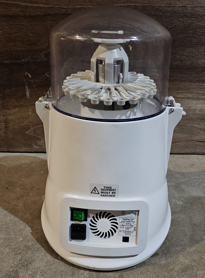 MP Biomedicals FastPrep-24 Classic Bead Beating Grinder and Lysis System FOR PARTS/REPAIR; SN:17023464, photo 8 of 17