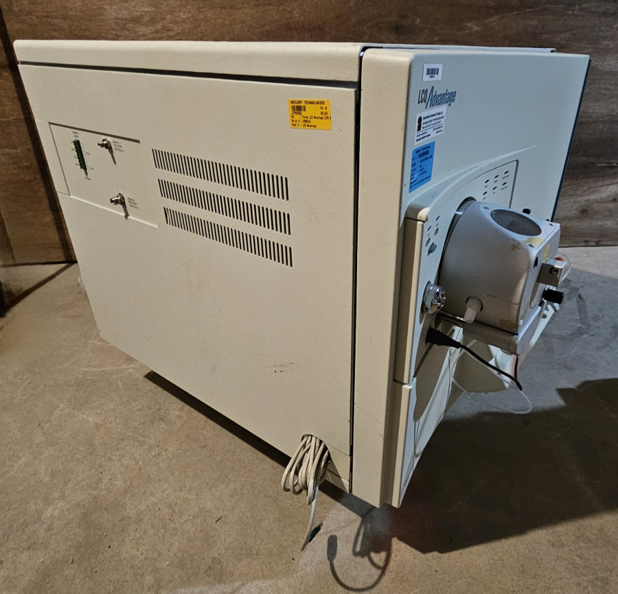 Thermo Scientific Finnigan LCQ Advantage Mass Spectrometer; SN:LAD00162, photo 19 of 19
