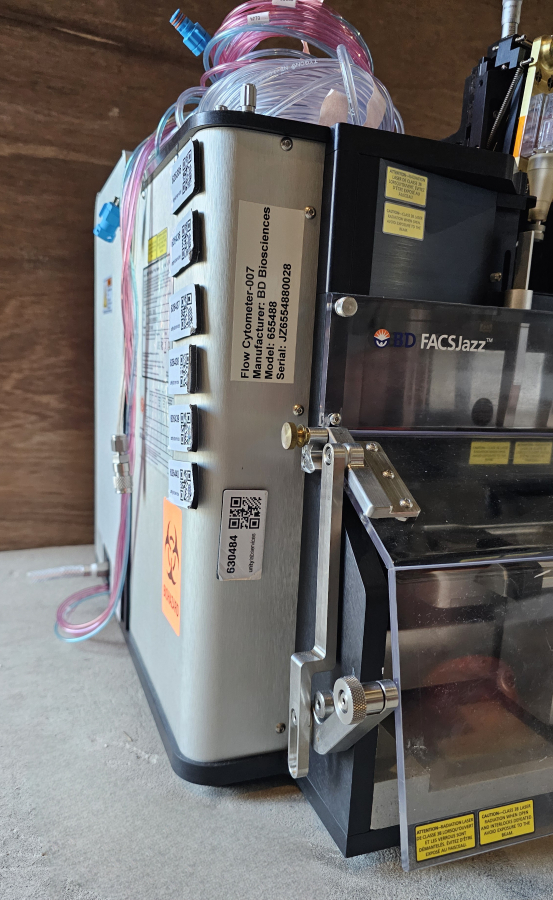 Flow Cytometer Cell Sorter, Model FACSJazz 655488, Year 2016, Serial Number JZ6554880028, photo 21 of 26