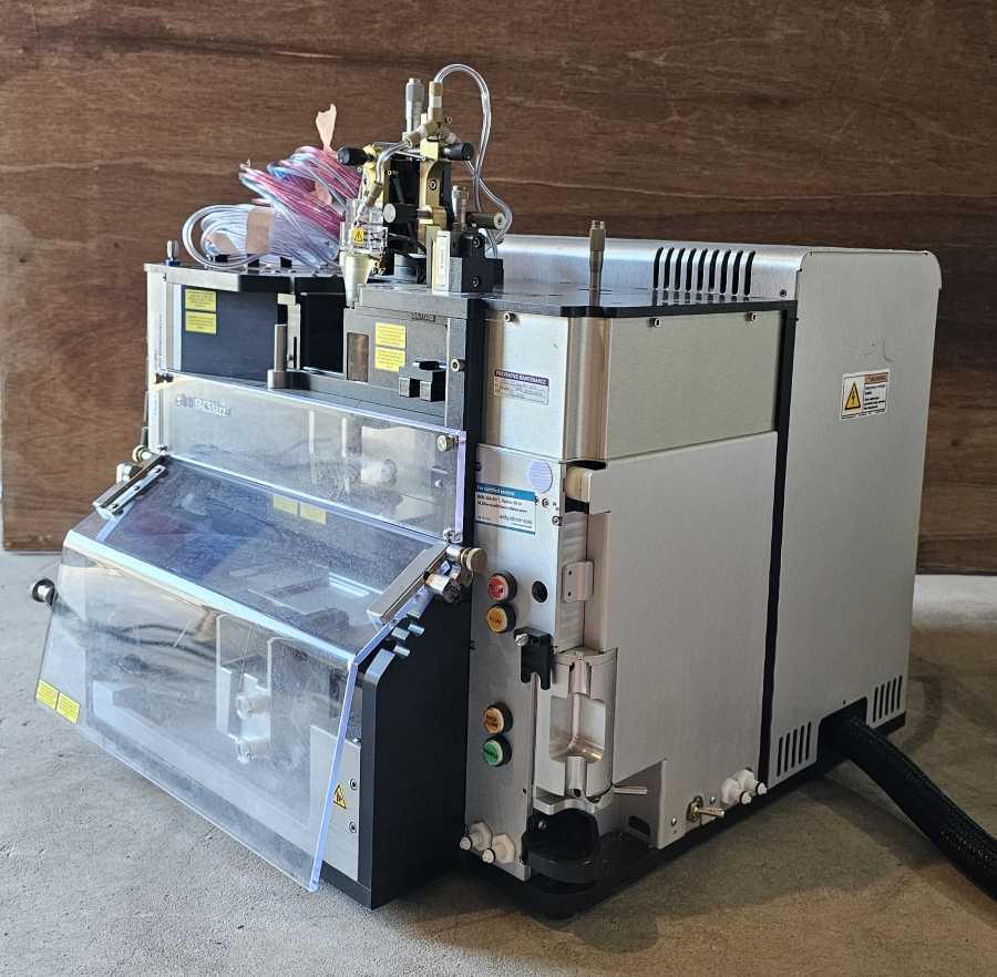 Flow Cytometer Cell Sorter, Model FACSJazz 655488, Year 2016, Serial Number JZ6554880028, photo 22 of 26
