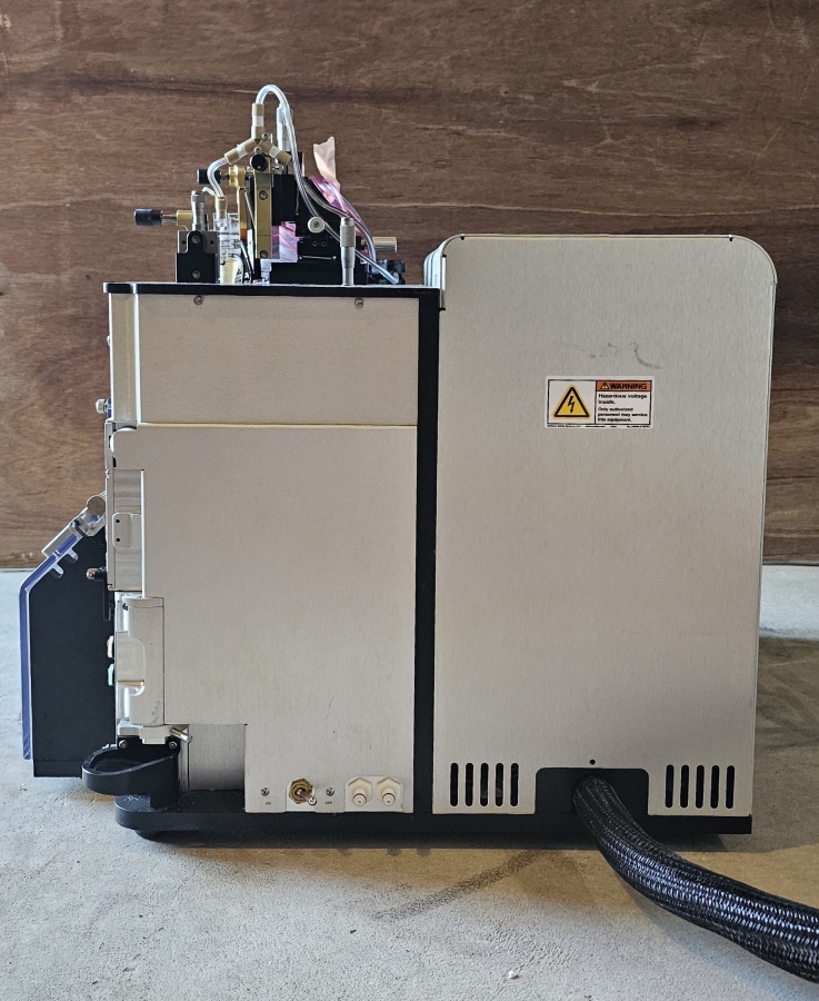 Flow Cytometer Cell Sorter, Model FACSJazz 655488, Year 2016, Serial Number JZ6554880028, photo 23 of 26
