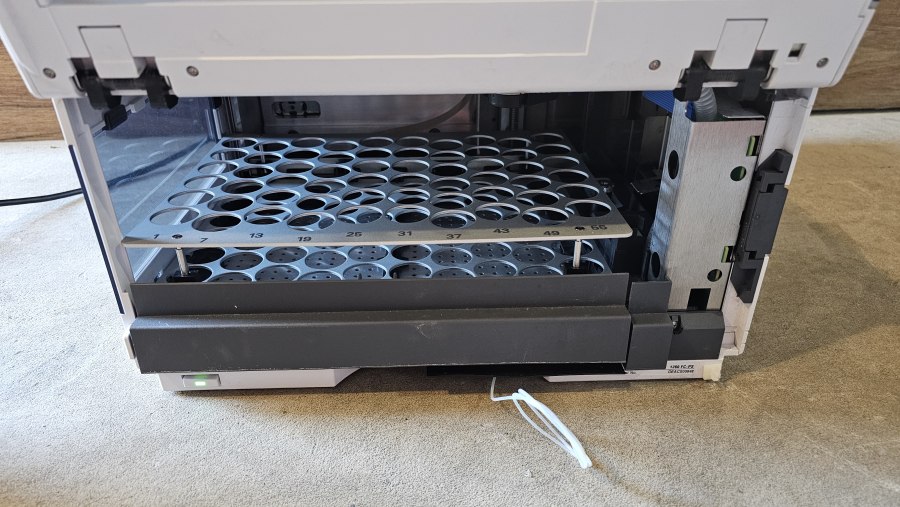 Agilent G1364B 1260 Infinity Fraction Collector 1200 Series; SN:DEACS00848, photo 3 of 20