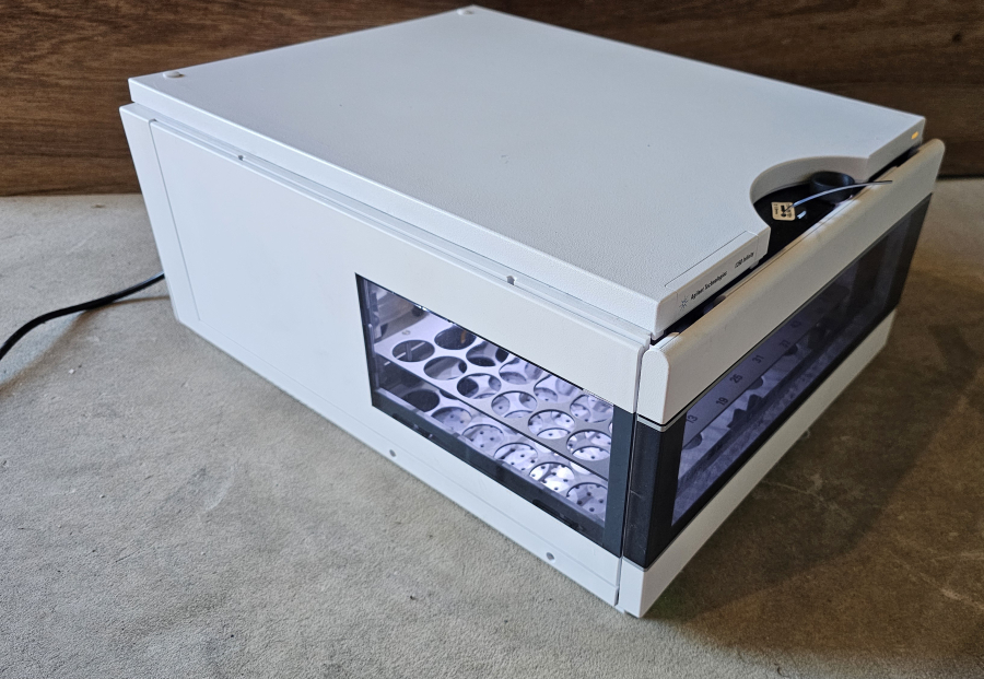 Agilent G1364B 1260 Infinity Fraction Collector 1200 Series; SN:DEACS00848, photo 10 of 20