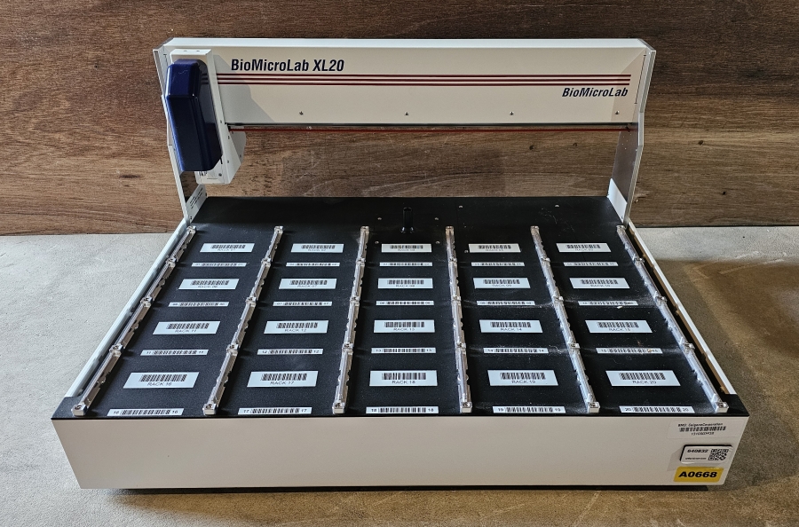 BioMicrolab XL20. SN: XL20-2DS-00-MA-1.1-0-0920-100438, photo 5 of 30