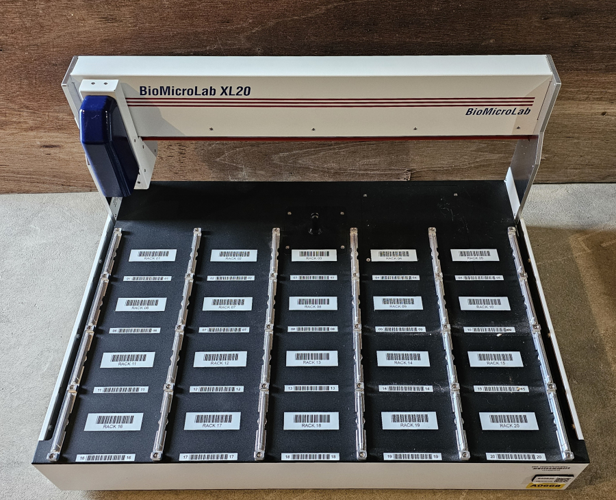 BioMicrolab XL20. SN: XL20-2DS-00-MA-1.1-0-0920-100438, photo 7 of 30