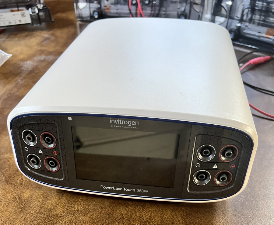 Invitrogen Electrophoresis System: 1x PowerEase Touch 350W; 3x Mini Gel Tanks; 6x Mini Blot Modules; SN:PS0350220609010, photo 3 of 24