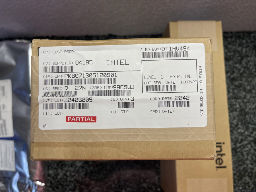 Intel Xeon 8462Y+ Sapphire Rapids CPU - New, photo 2 of 6