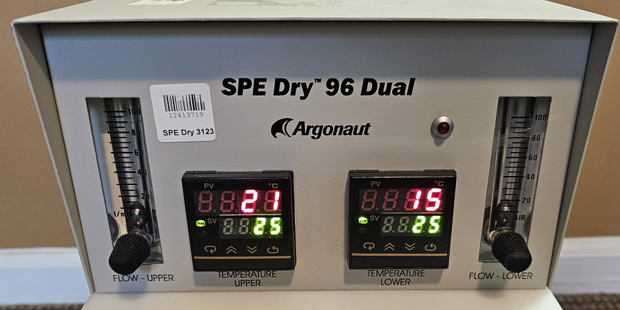 Jones Chromatography Argonaut SPE Dry-96 DUAL Chromatography Sample Concentrator System; SN:1106/9, photo 4 of 26