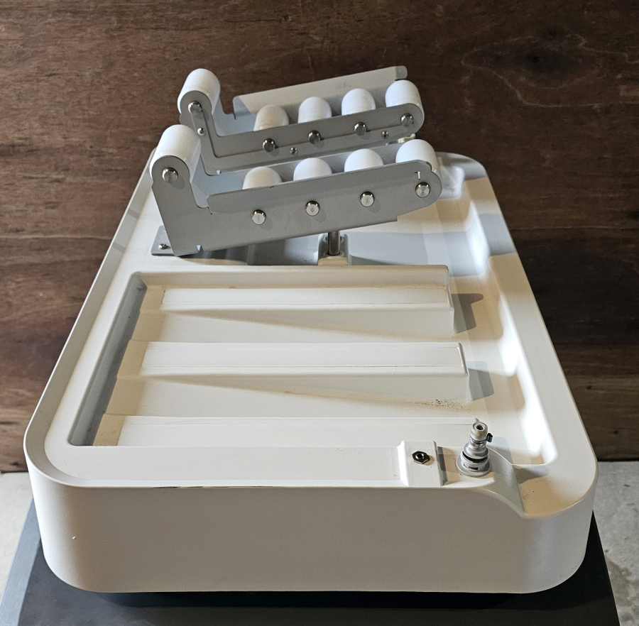 Invitrogen Attune NxT EFS1 External Fluid System; SN:DEFS101310318, photo 13 of 21