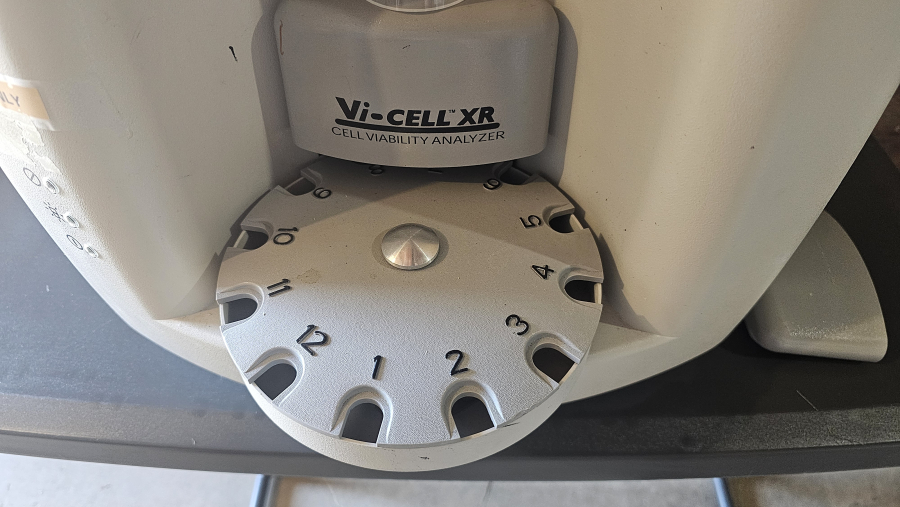 Beckman Coulter Vi-Cell XR Cell Viability Analyzer; SN:AL3C192, photo 6 of 25