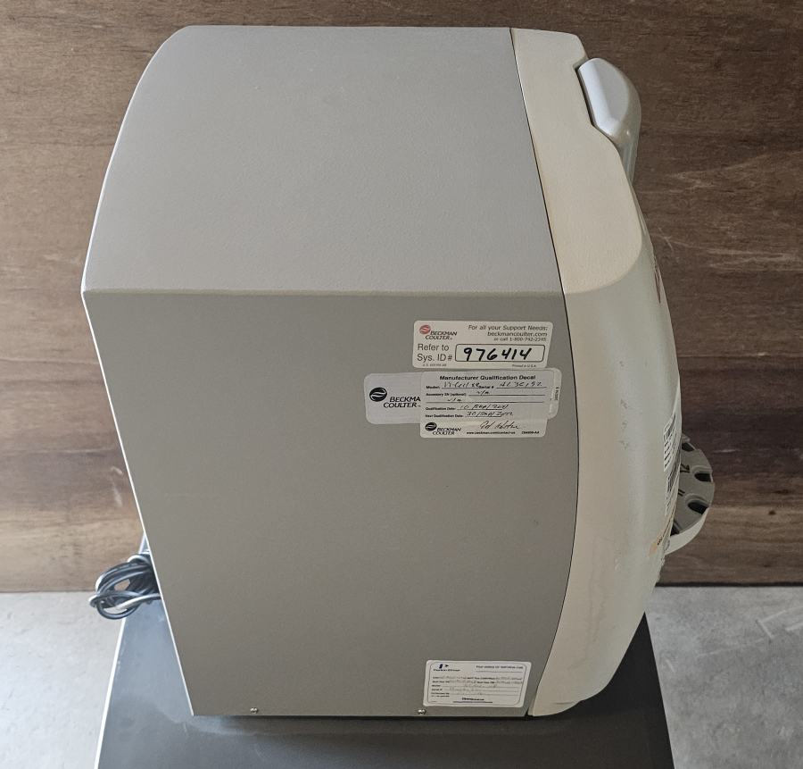 Beckman Coulter Vi-Cell XR Cell Viability Analyzer; SN:AL3C192, photo 8 of 25