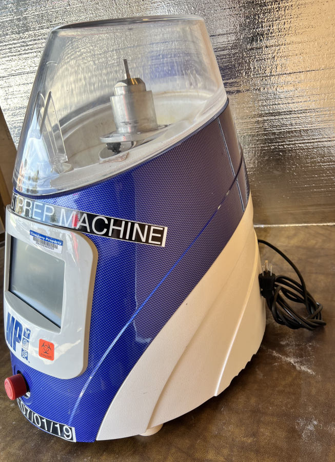 M.P. Biomedicals FastPrep 24 5G Homogenizer Sample Preparation System; SN:17121705, photo 4 of 9