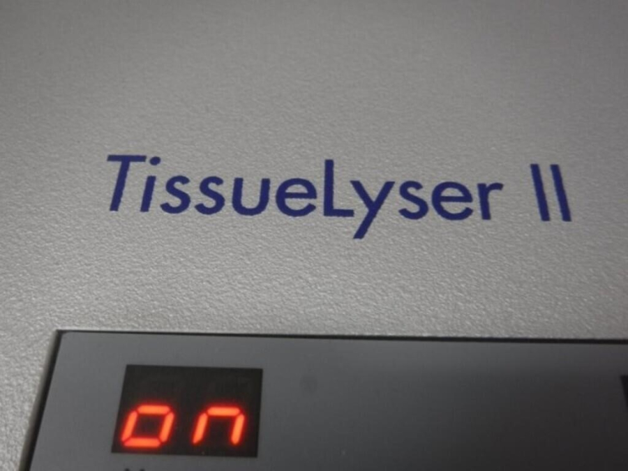 QIAGEN TissueLyser II; SN:1220141119E, photo 6 of 6