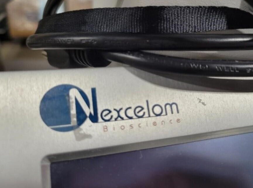 Nexcelom Bioscience Cellometer Auto 2000 Series Cell Profiler With Dongle Key and Manual; SN:140529001, photo 4 of 6