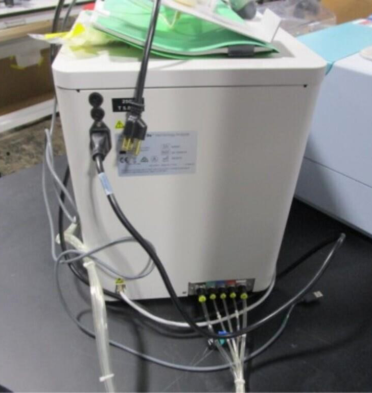 IDEXX ProCyte Dx Hematology Analyzer. 2016; SN:B2060, photo 6 of 17