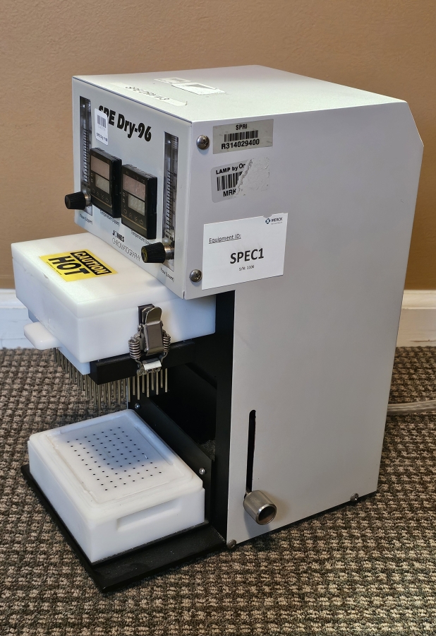 Jones Chromatography Argonaut SPE Dry-96 SINGLE Sample Concentrator System; SN: 1106/9, photo 23 of 24