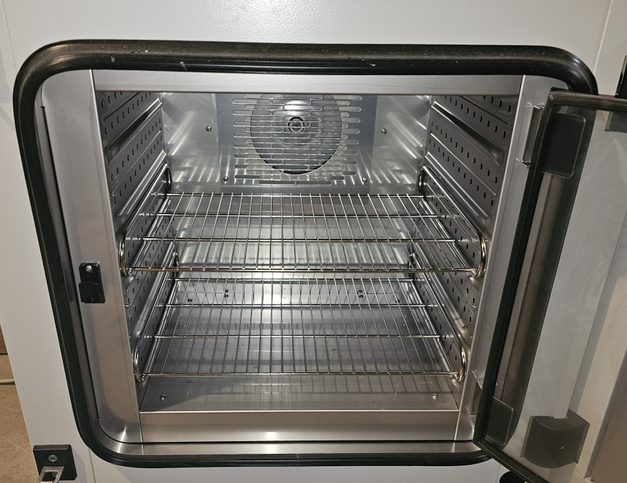 Binder KT053UL-120V Peltier Cooling Incubator; SN:20180000004107, photo 10 of 25