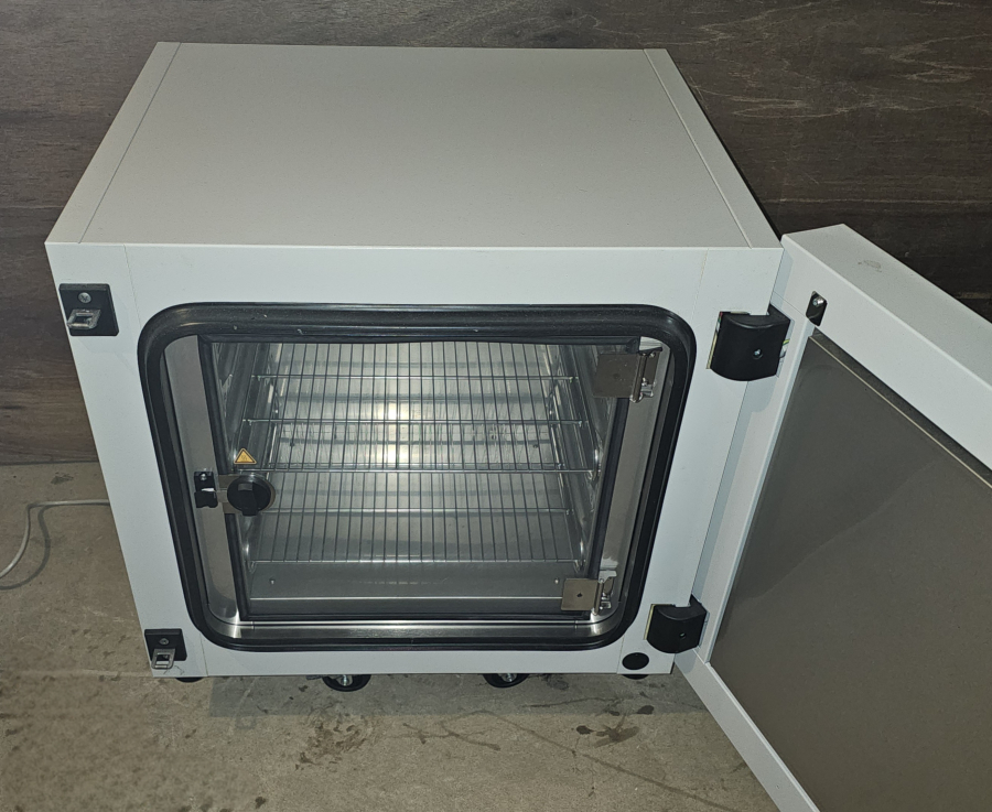Binder KT053UL-120V Peltier Cooling Incubator; SN:20180000004107, photo 12 of 25