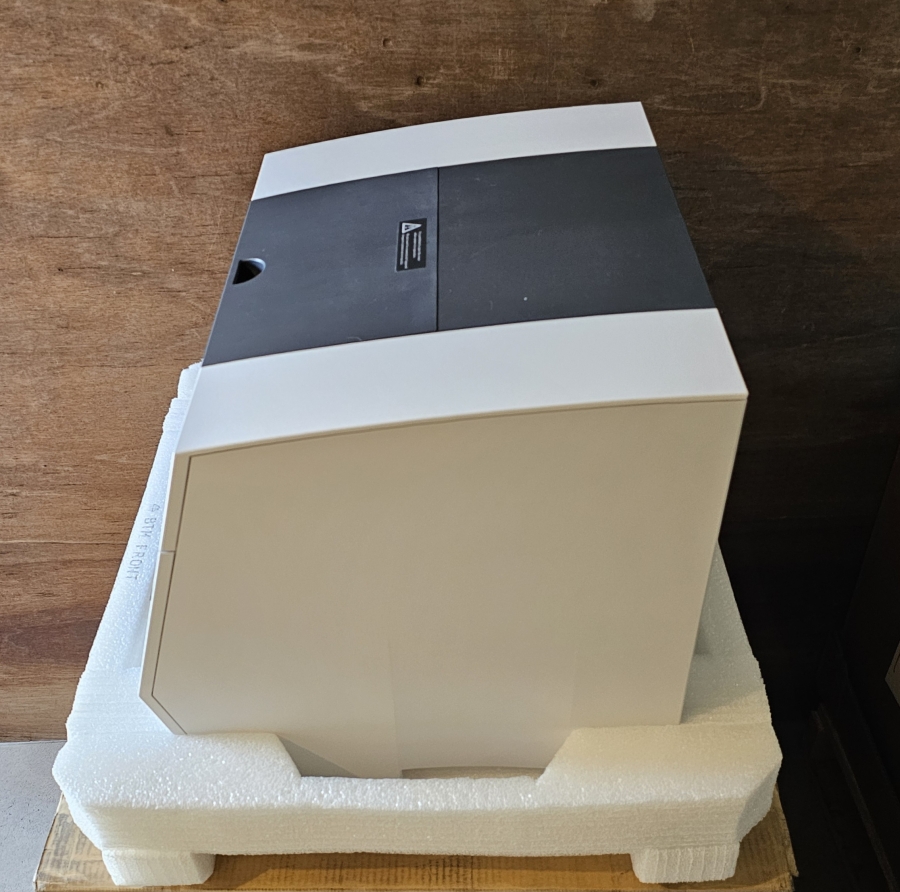 2021 Agilent G8830A AriaMx Real-Time qRT-PCR System; SN:MY21485229, photo 7 of 27