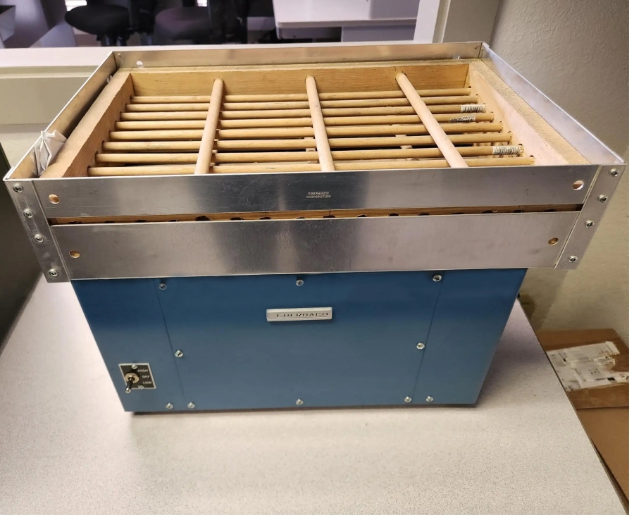Eberbach 6010 Shaker, photo 1 of 2
