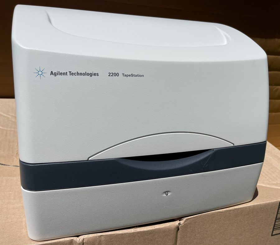 Agilent G2965A TapeStation 2200; SN:3-PM0981NA-14/04/14, photo 4 of 13