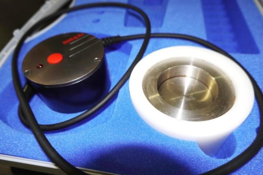 Rotronic HP23-AW-A HygroPalm Water Activity Measurement System, Includes Transport Case, photo 11 of 16