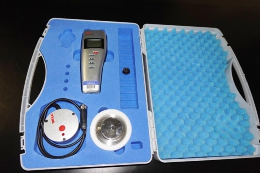 Rotronic HP23-AW-A HygroPalm Water Activity Measurement System, Includes Transport Case, photo 2 of 16