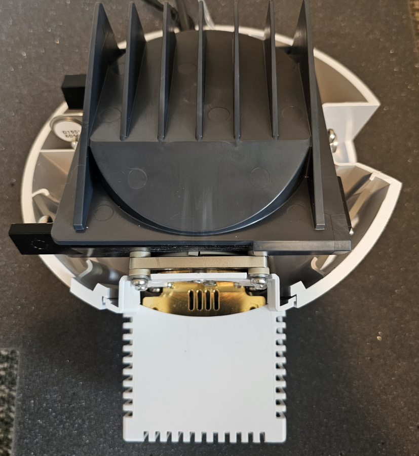Agilent G1958B G1958-65638 Mass Spectrometer Source; SN:SG220890381, photo 13 of 21