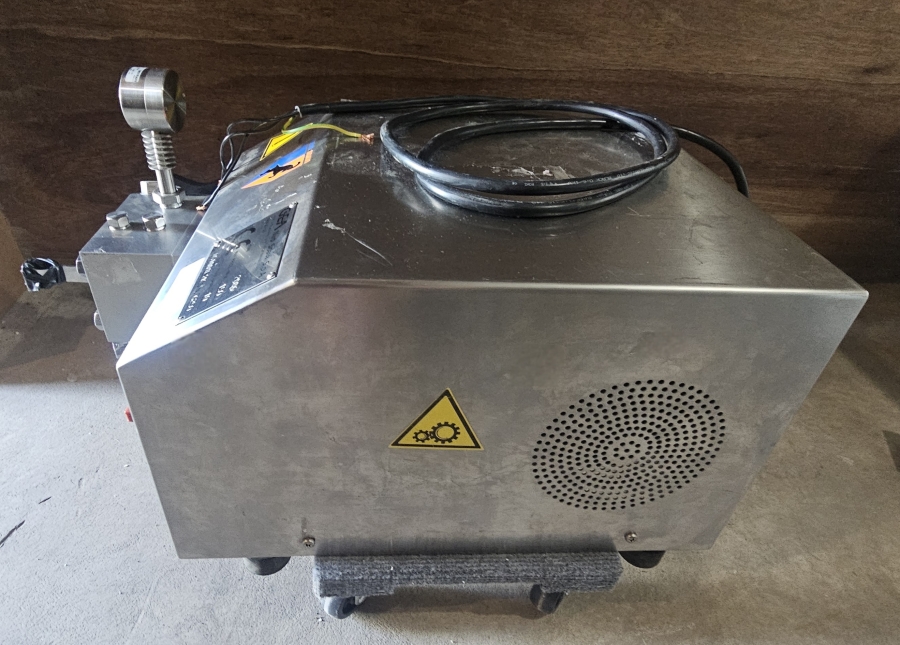 GEA Niro Soavi NS1001L2K High Pressure Homogenizer; SN:6250, photo 11 of 18