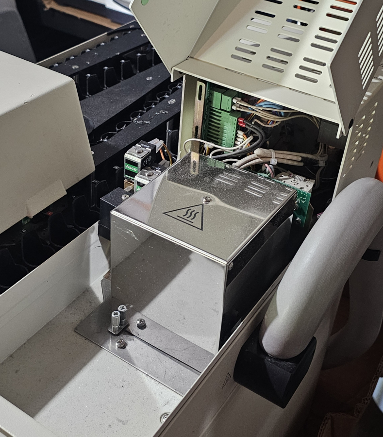 Agilent Network Headspace Sampler, Model G1888A; SN:IT00747020, photo 25 of 30
