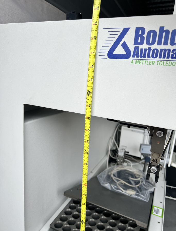 Mettler Toledo Bohdan Automation BA-201 Balance Automator Sample Weighing Station with AT201 Analytical Balance. [Glass shield to balance cracked]; SN:122766, photo 2 of 24