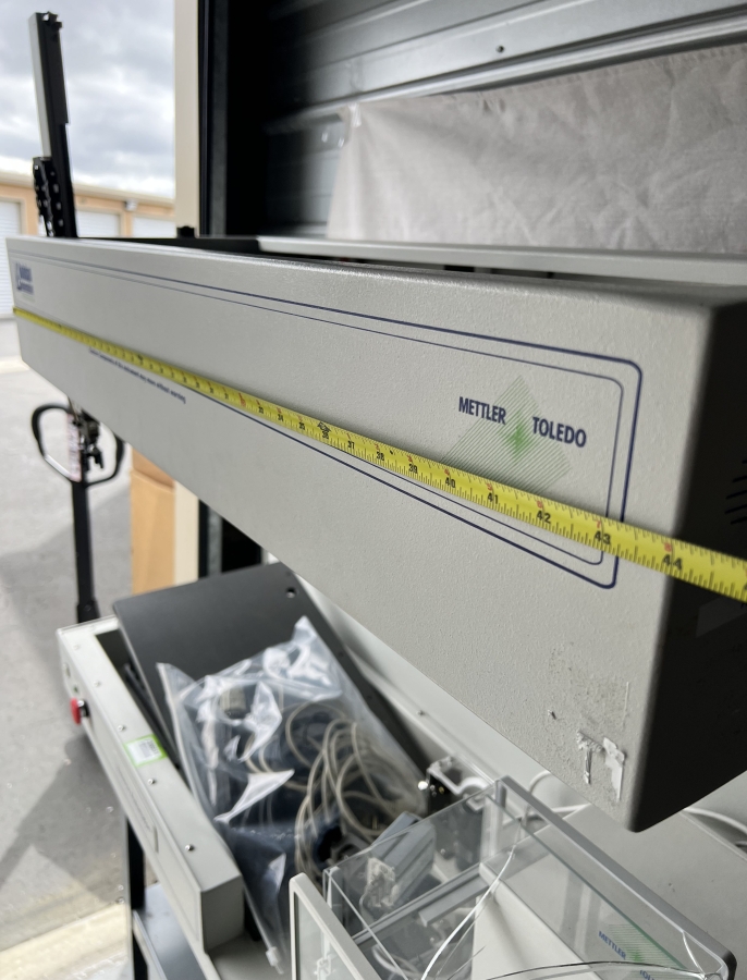 Mettler Toledo Bohdan Automation BA-201 Balance Automator Sample Weighing Station with AT201 Analytical Balance. [Glass shield to balance cracked]; SN:122766, photo 4 of 24