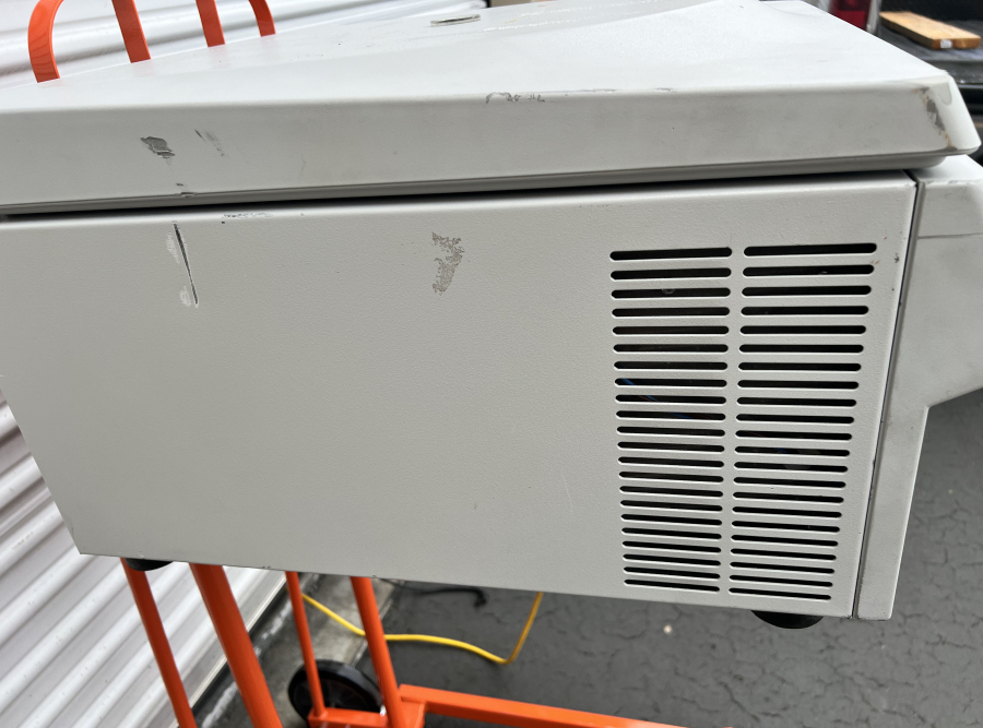 Eppendorf 5810 R 5811 Benchtop Refrigerated Centrifuge + A-4-62 Rotor; SN:06230, photo 5 of 9