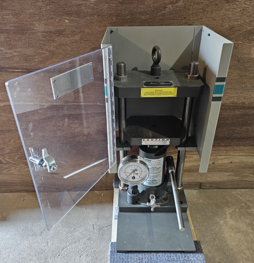 Carver 3850 Bench Top Standard Unheated Press, photo 3 of 19