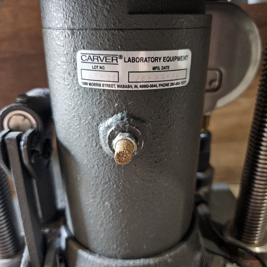Carver 3850 Bench Top Standard Unheated Press, photo 14 of 19