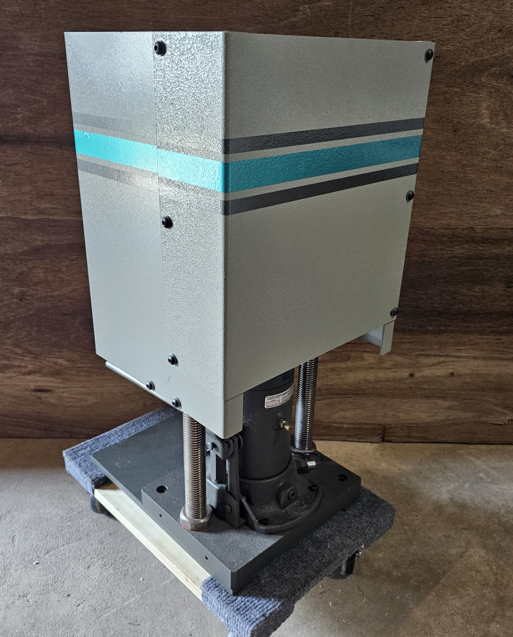 Carver 3850 Bench Top Standard Unheated Press, photo 15 of 19