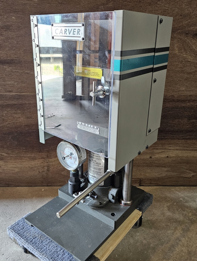 Carver 3850 Bench Top Standard Unheated Press, photo 17 of 19