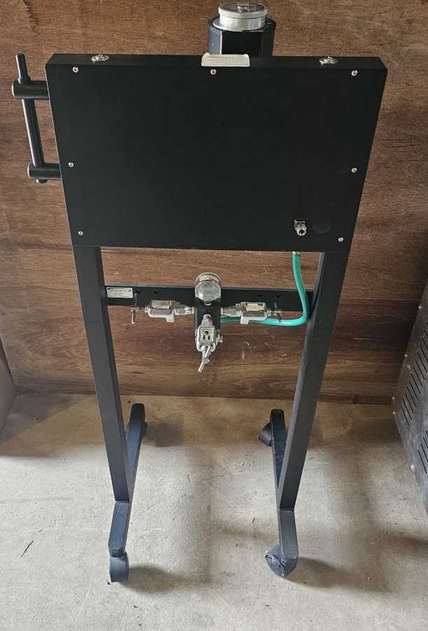 VetEquip Rolling Veterinary Isoflurane Vaporizer Cart + Manifold + Tubing, photo 2 of 18