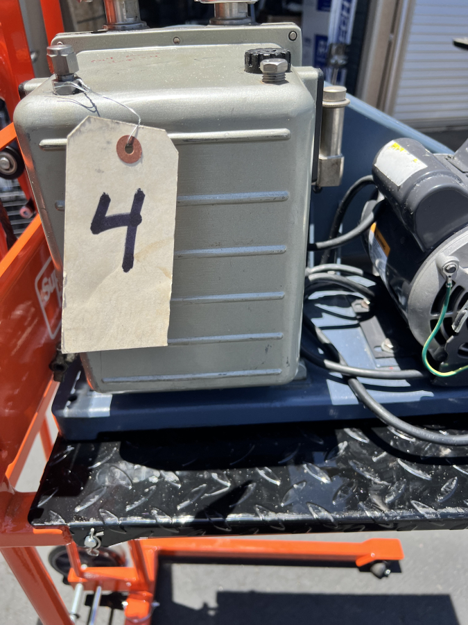 Welch 1402N Chemstar Duo-Seal Belt-Driven Vacuum Pump + 30PT62 Motor, pump 4, photo 5 of 6
